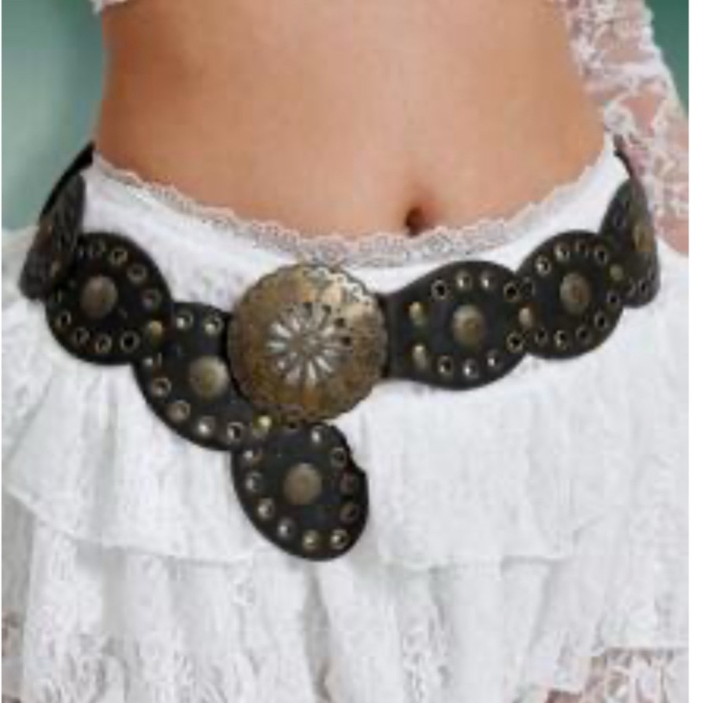 Black and Gold Decorative Belt